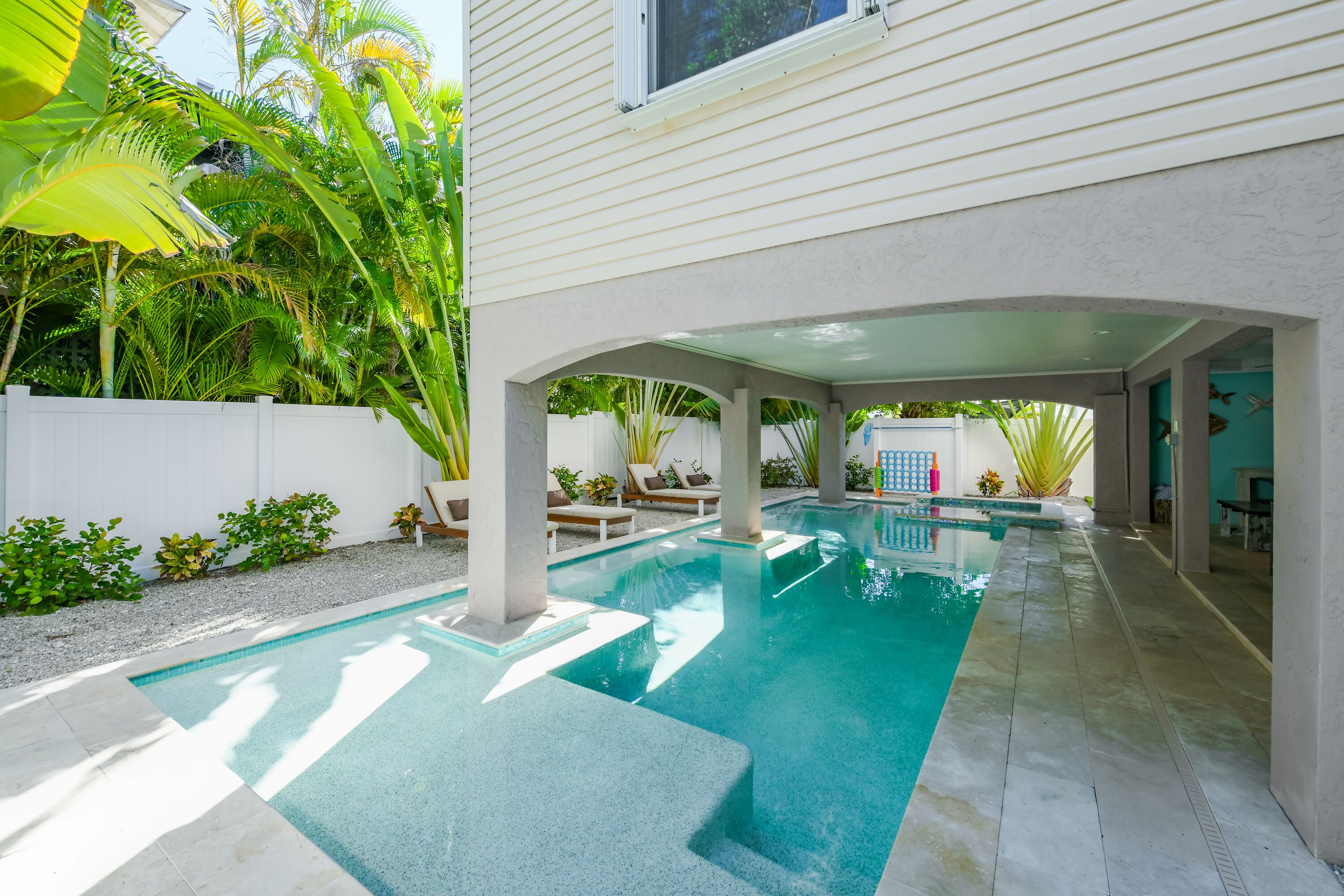 A Change in Latitude - 3bed and 3bath By Island Real Estate Vacations
