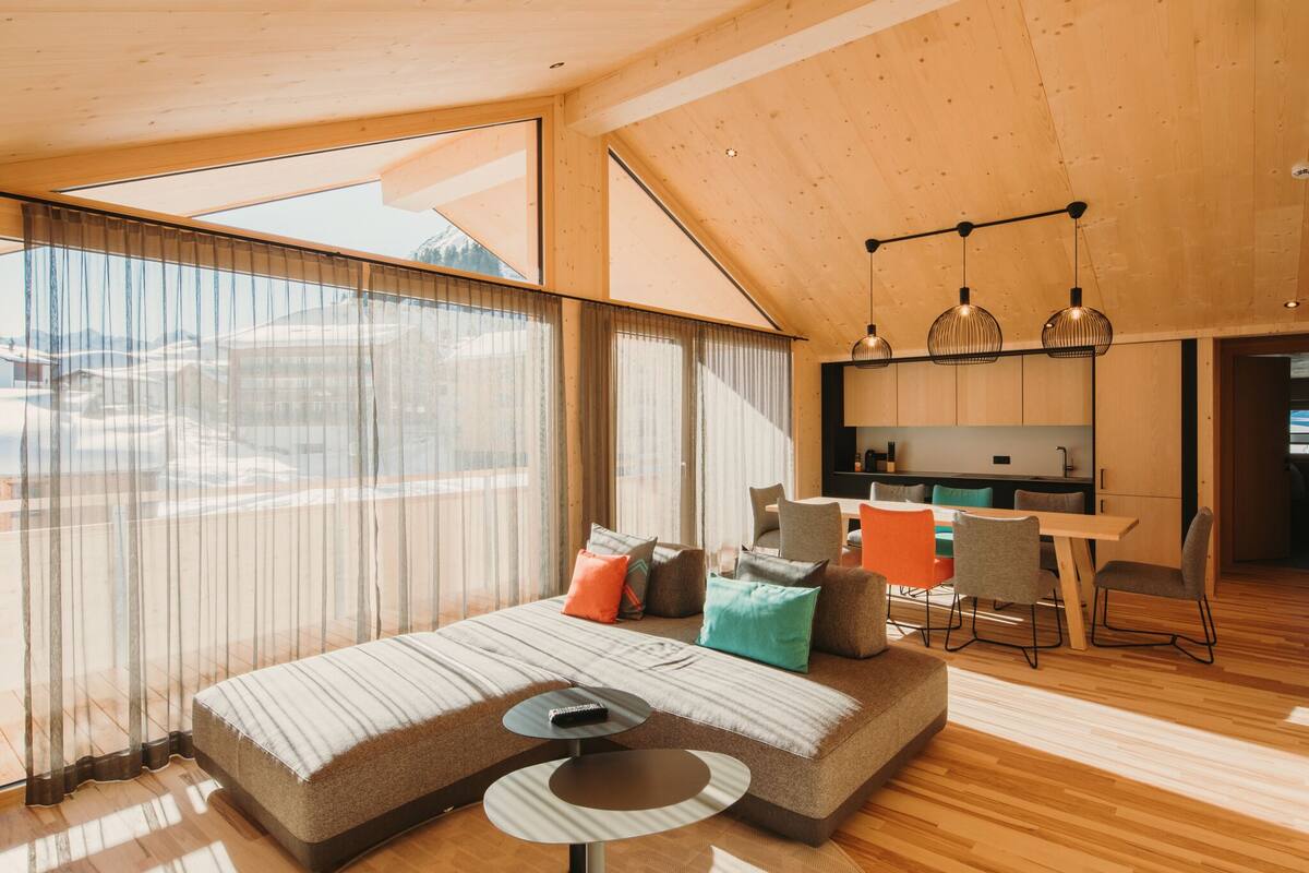 Panoramasuite "Sunny Alpin" | 客房内用餐