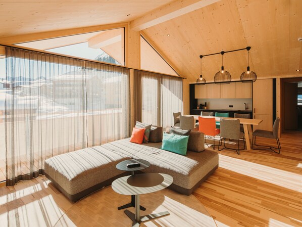 Panoramasuite "Sunny Alpin" | In-room dining