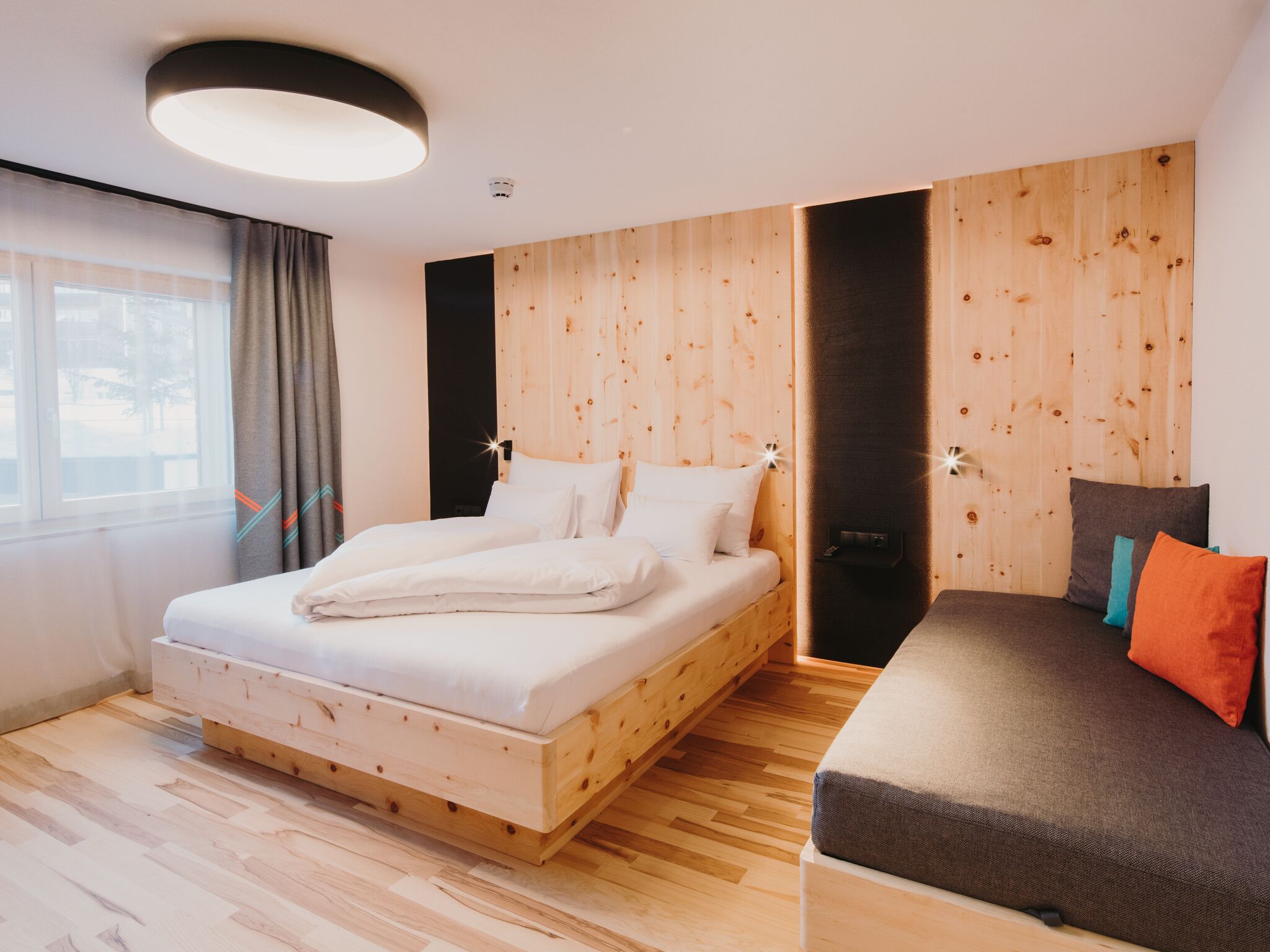 Familienstudio "Family Alpin" | Hypo-allergenic bedding, in-room safe, laptop workspace, blackout drapes