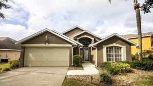 Exterior - Heather's Southern Dunes Vacation Home (Haines City)