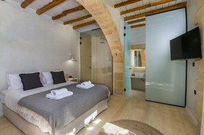 5 bedrooms, in-room safe, desk, laptop workspace - Casa di Grimpili (Platanias)