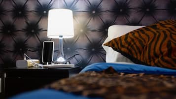 1 chambre, fer et planche à repasser, accès Internet, draps fournis