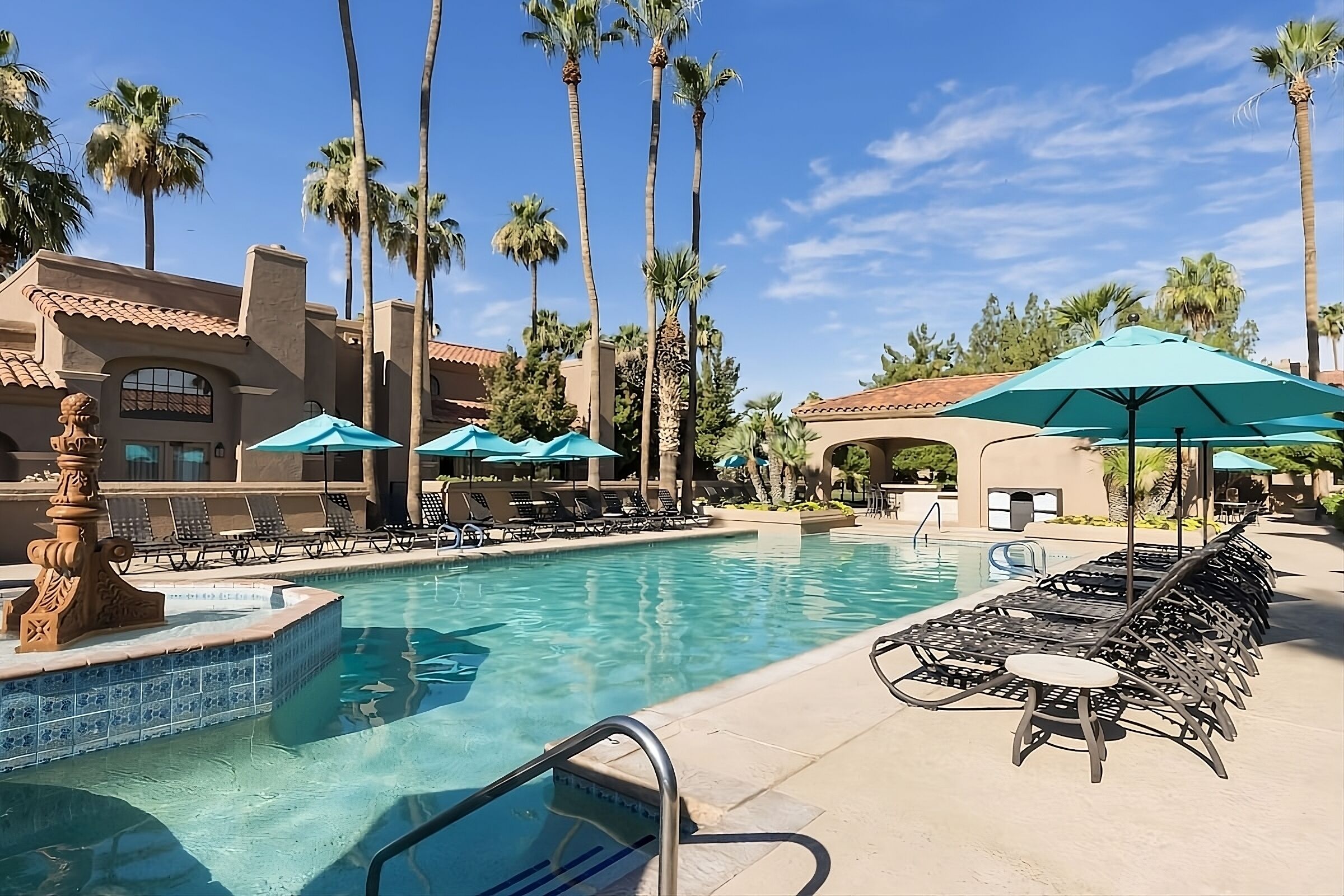 Adventure Awaits! Free Parking and Shuttle Service, 5 Pools, Bring Your Pet!