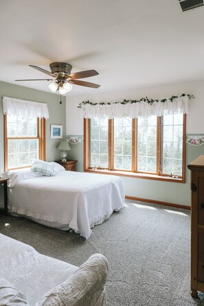 7 sovrum, strykjärn/strykbräda och wi-fi