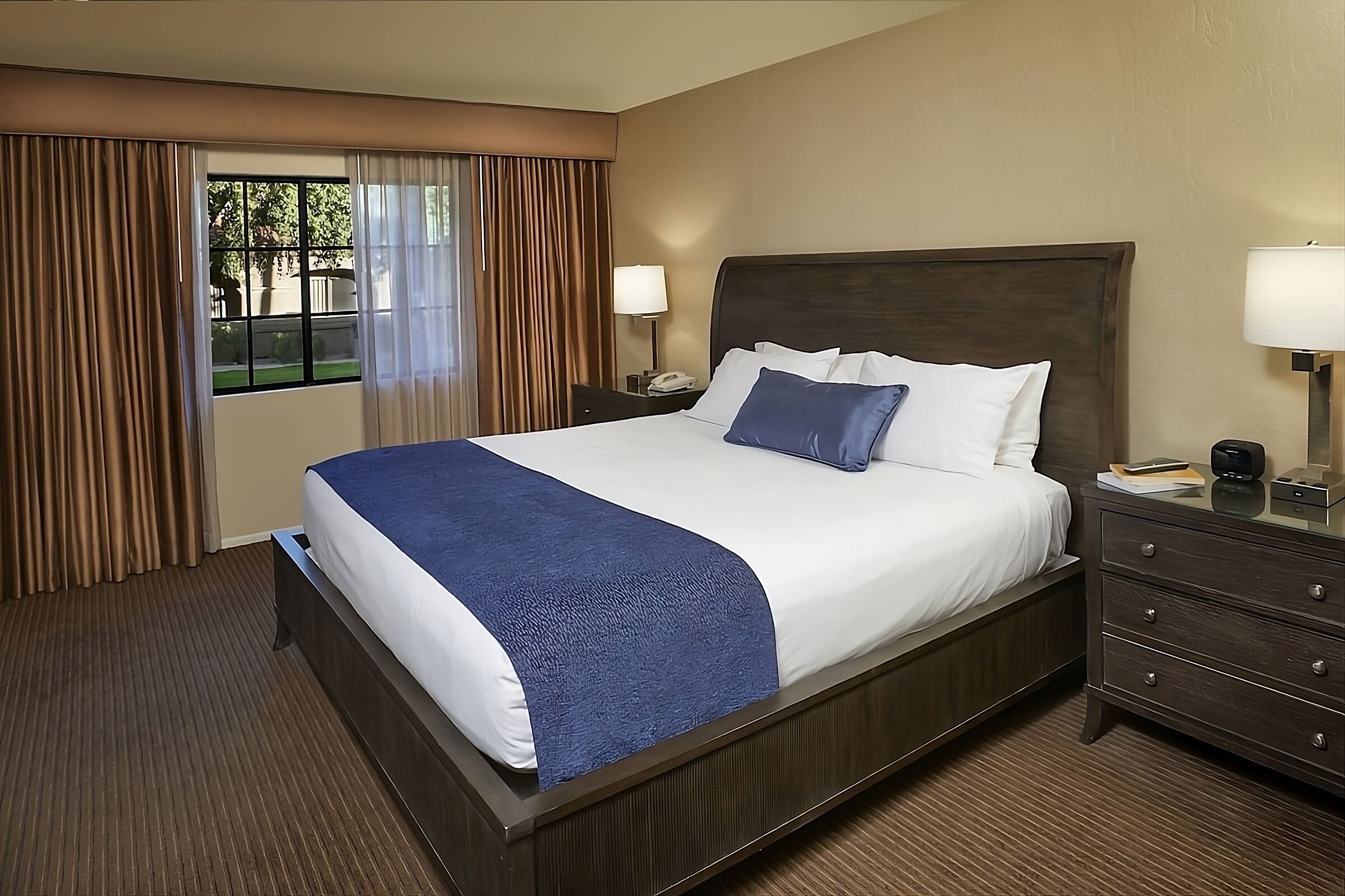 Ultimate Adventure in Arizona! 4 Amazing Units, 5 Pools, Spa, On-Site Dining