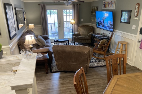 Enjoy the big games / movies on the 65" Smart TV with Roku, ESPN, & Disney+