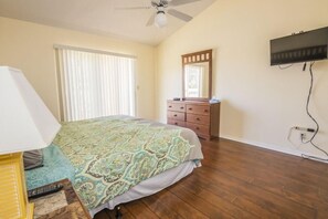 Condo, 1 giường cỡ king (Lora's Sweetwater Club Condo) | 2 phòng ngủ 
