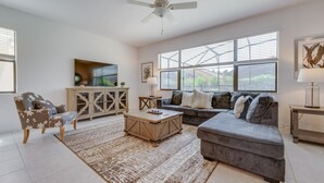 House, Multiple Beds (Beautiful Providence Vacation Home) | Living room - Beautiful Providence Vacation Home (Davenport)