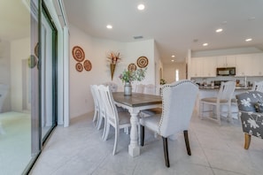 Private kitchen - Beautiful Providence Vacation Home (Davenport)