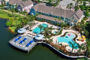 Pool - Zacharias' Runaway Beach Condo (Kissimmee)