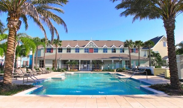 Condo, várias camas (The Getaway at Runaway Beach) | Piscina