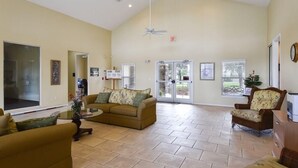 Living room - Gerald's Club Cortile Condo (Kissimmee)