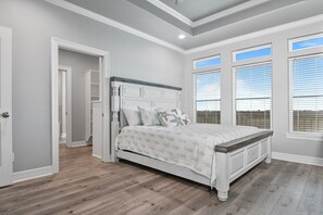 3 bedrooms, free WiFi, bed sheets