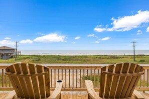 Property grounds - HELLO SUNSHINE - Bayside home with a Amazing Gulf Views!! Sleeps 16 (Gilchrist)