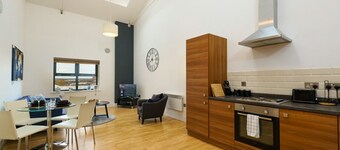 K Suites - Barton Court