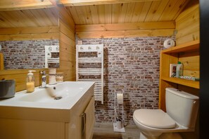 Hair dryer, towels - Chalet L'Abitiz - Three Bedroom House, Sleeps 10 (Puyvalador)