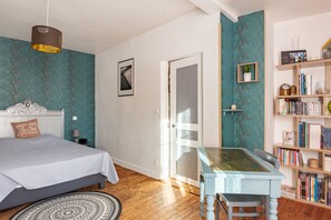 2 bedrooms, desk, iron/ironing board, free WiFi - La Jeannette - maison avec jardin (Ver-sur-Mer)