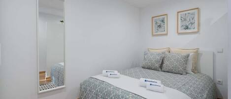 1 makuuhuone, silitysrauta/-lauta, Wi-Fi, vuodevaatteet