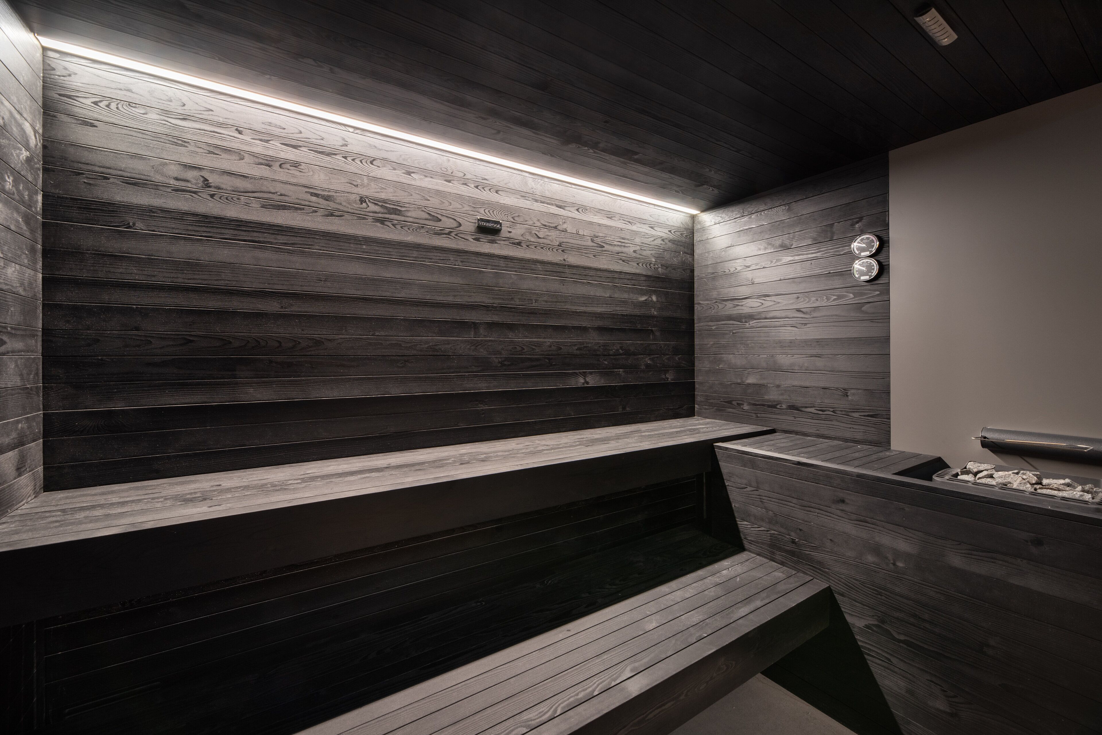 down duvets, minibar, in-room safe, desk