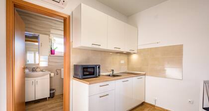 CHARMING APARTMENT ANA , GOOD POSITION FOR ONE DAY TRIP