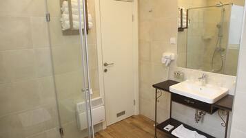 Shower, free toiletries, hair dryer, towels