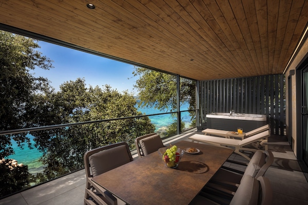 Mare Exclusive Mobile Home with Hot Tub, Sea View | Terraço/pátio