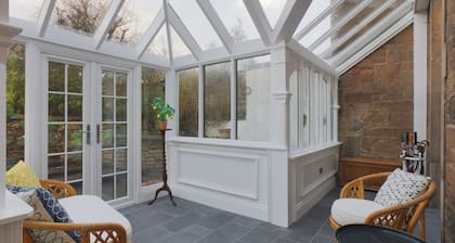 Luxury Victorian villa in the heart of North Berwick, sleeping up to 6 guests.