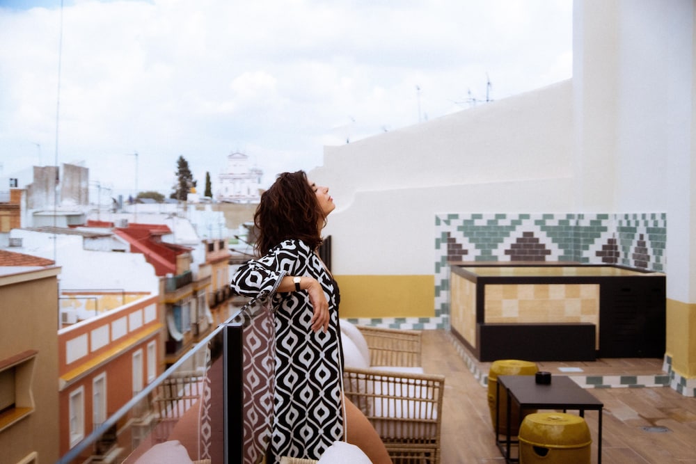 BYPILLOW Abril | Hotel en el centro de Sevilla by null