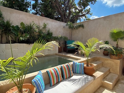 Casa Dali, A+ location lovely house Paseo Montejo