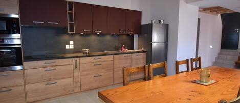 Microondas y lavavajillas