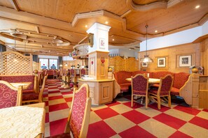 Restaurant - Hotel Stern (Ehrwald)