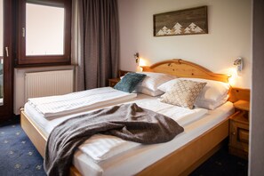 Comfort Double Room | Free WiFi, bed sheets - Hotel Restaurant tauernhex (Piesendorf)