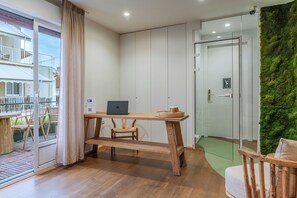 Reception - LOFUS bio-suites (Athens)