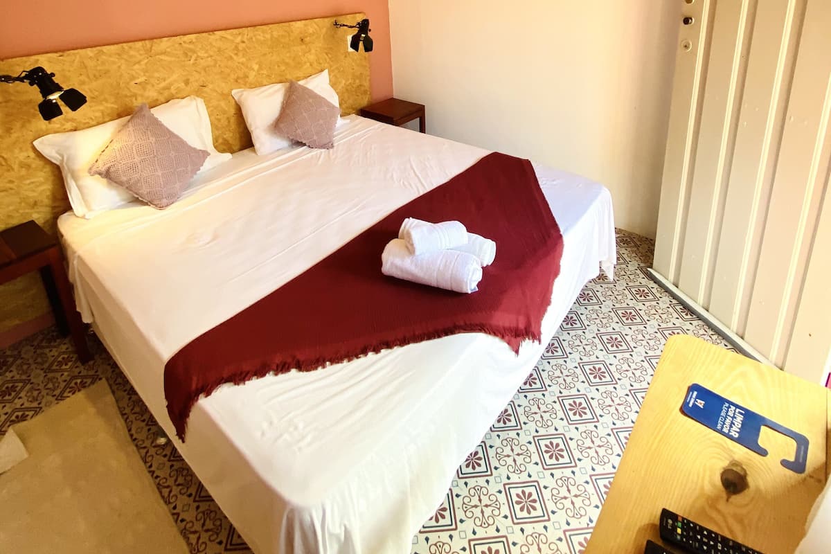 Quarto Graciliano Ramos | Egyptinpuuvillaiset lakanat, ylelliset vuodevaatteet, ilmainen Wi-Fi