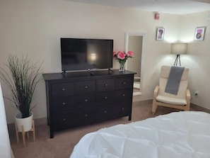 1 chambre, bureau, fer et planche à repasser, Wi-Fi gratuit