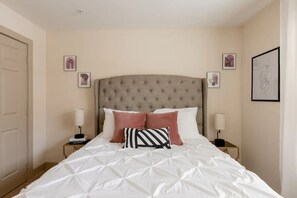 1 Schlafzimmer, Schreibtisch, Bügeleisen/Bügelbrett, kostenloses WLAN