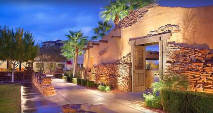Beautiful Desert 1 BR Villa with Waterslides