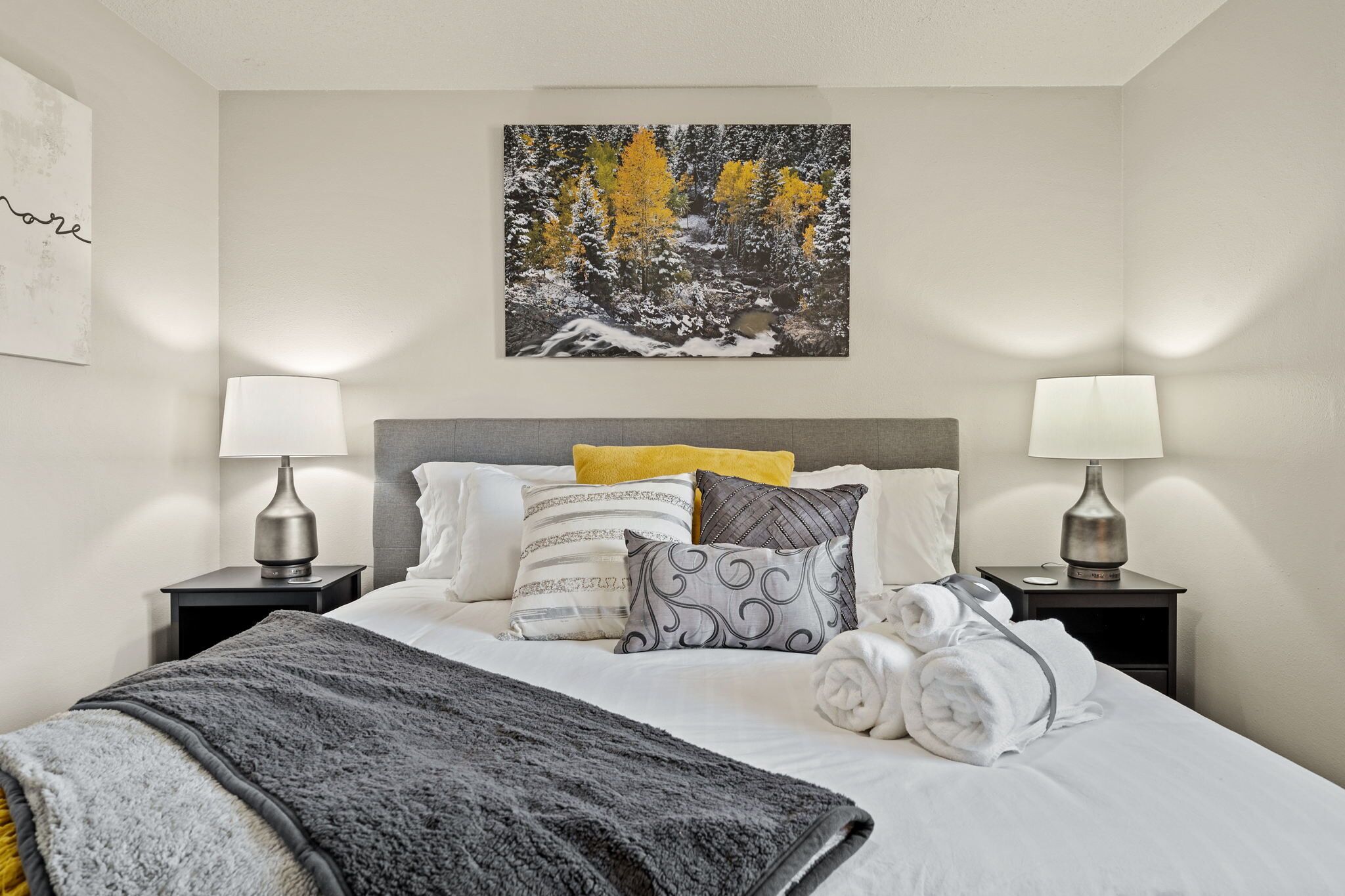 3 bedrooms, iron/ironing board, travel cot, free WiFi