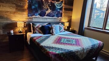 2 bedrooms, soundproofing, iron/ironing board, travel crib