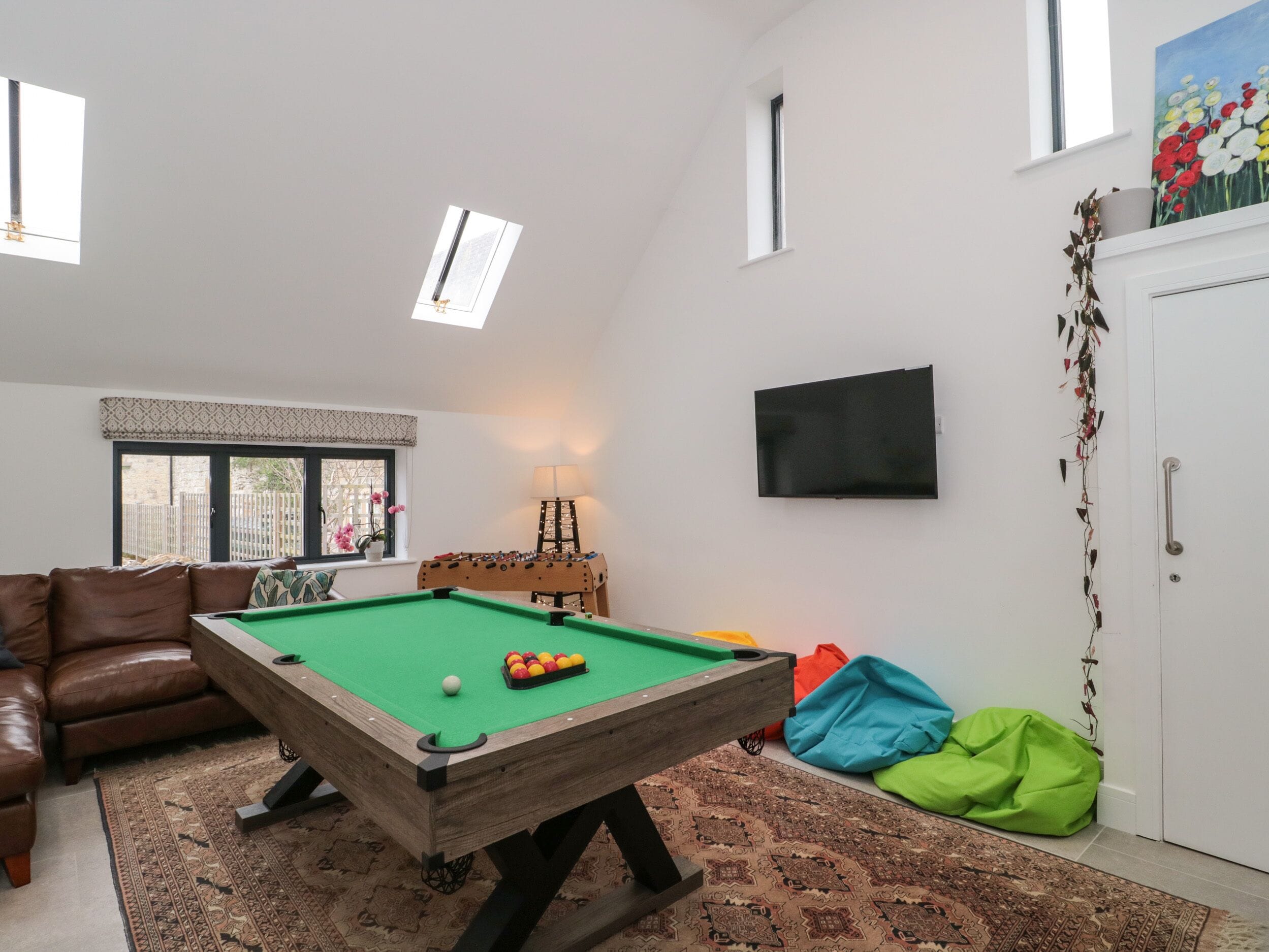 Cottage | Game room