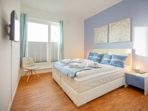 2 عدّة غرف نوم وواي فاي مجانًا وملاءات أسرّة