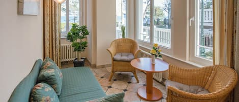 Tv, dvd-afspiller, stereoanlæg