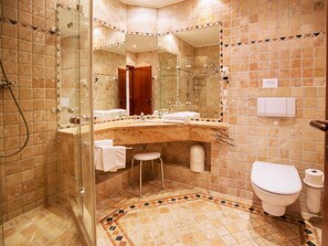 Haartrockner, Handtücher