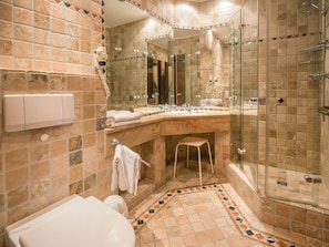 Haartrockner, Handtücher