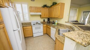 Unclassified image, 3 of 14, button - Bright Runaway Beach Condo (Kissimmee)