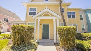 Unclassified image, 5 of 14, button - Bright Runaway Beach Condo (Kissimmee)