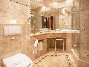 Haartrockner, Handtücher