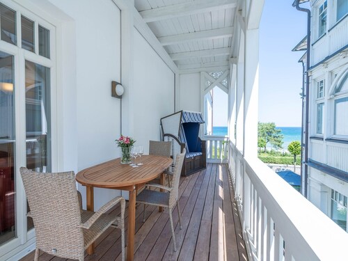 Vacation rental with ocean view, 2 bedrooms, and a balcony