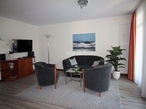 Fernseher, Stereoanlage